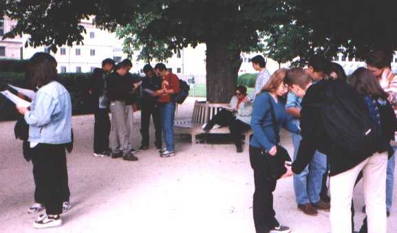 Départ au Louvre